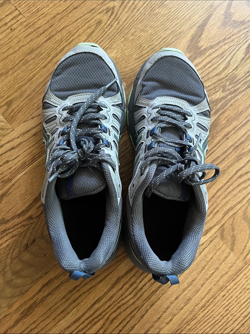 Asics Women’s Gel-Kahana Athletic Running Shoes